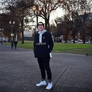 Meet your Posher, Greg